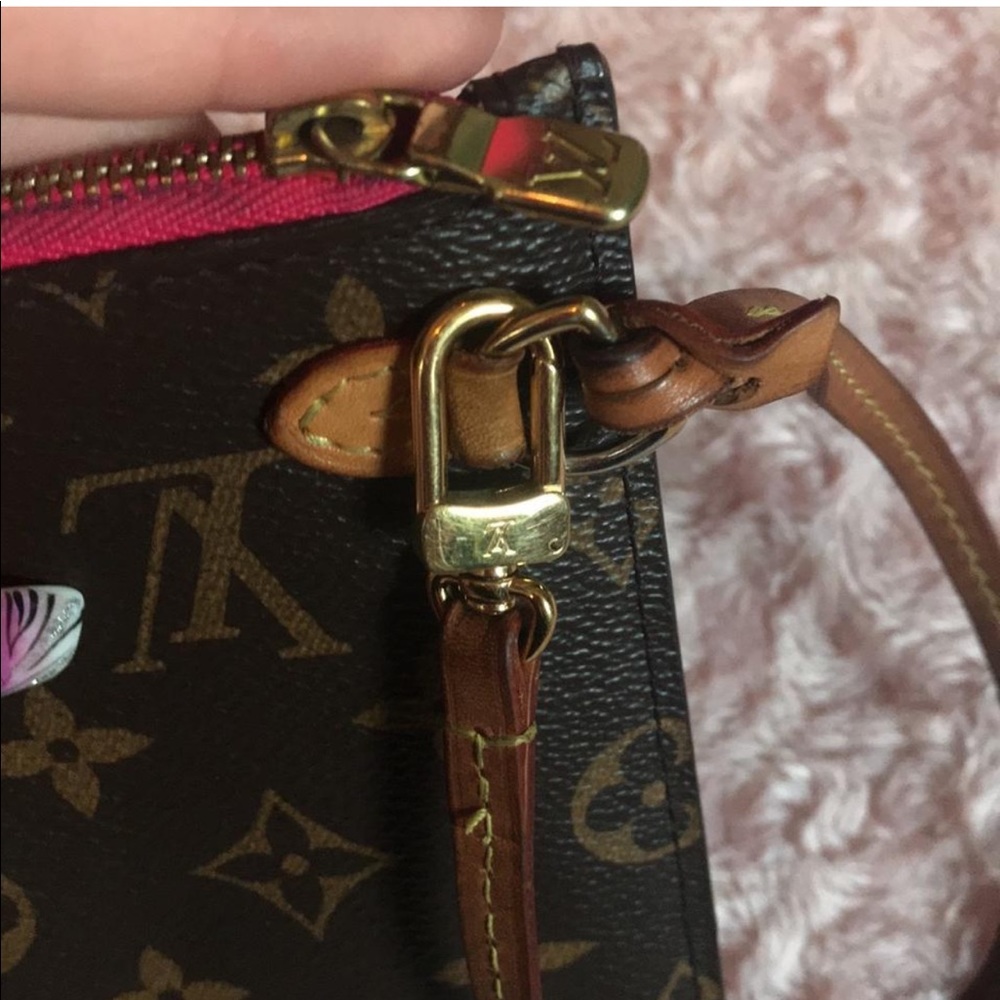 Louis Vuitton Pivoine Pochette Wristlet Clutch - Picture 7 of 8